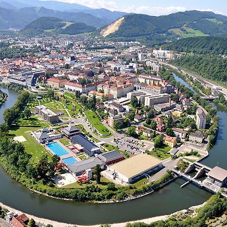 Auszeit Steiraland 8 Mit Ueberdachten Balkon Und Parkplatz Леобен Екстер'єр фото